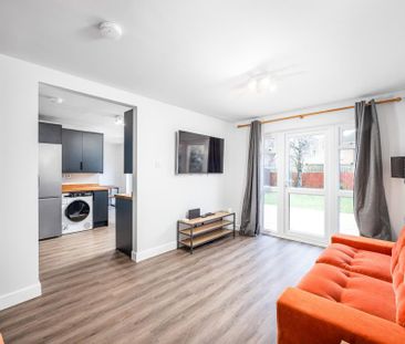 1 bedroom in a house share to rent - Photo 5