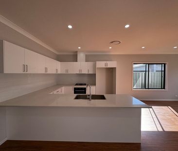 Home For Rent - Photo 3