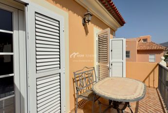 Chalet pareado · Alquiler a largo plazo ·