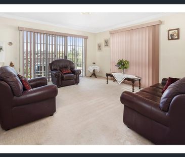 Spacious Family Home in the Balwyn High School Zone - Photo 6