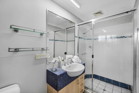 24 Dickenson Place, Kirwan QLD 4817 - House For Rent - $700 | Domain - Photo 5