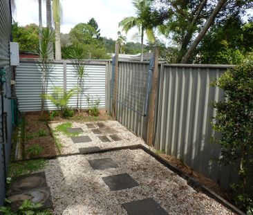 UNIQUE SELF-CONTAINED STUDIO IN EAST LISMORE - Photo 6