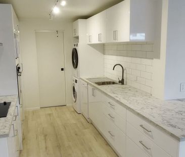 Sunsets to Die For-Furnished 2BR, 2BA - free Wifi - Photo 5