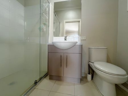 3 Bedroom Unit in Prime Location - Photo 4