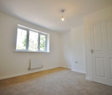 2 bedroom semi-detached house to rent - Photo 1
