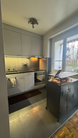 Appartement de 2,5 pièces à Genève. - Photo 2