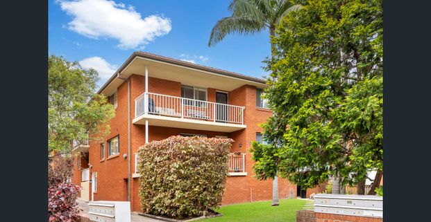 Beachside Top floor Gem - Photo 1