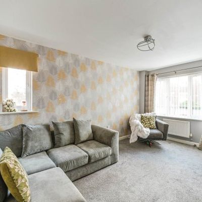 Clough Drive, Burton-on-Trent, DE14 - Photo 1