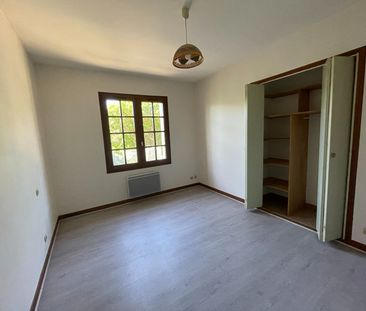 Location Maison 4 pièces 90m² - Photo 4