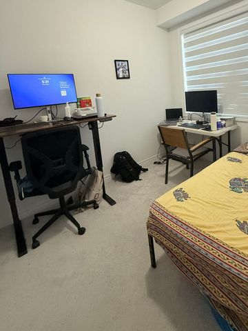 For Lease - 1071 Lockie Drive, Oshawa, Ontario - Photo 5