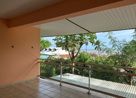 Appartement à louer 2 pièces • Remire-Montjoly - Photo 4