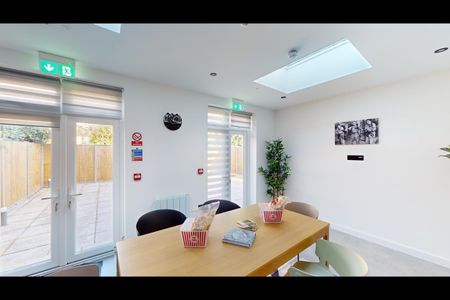Studio Flat, Grasmere Avenue, W3 - Photo 5