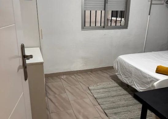 Calle Martínez Maldonado, Málaga, Andalusia 29010