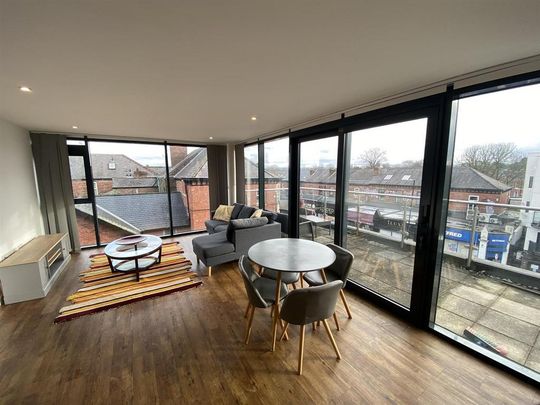 2 bedroom penthouse to rent - Photo 1