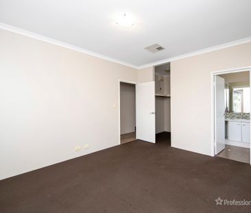 5 Azure Mews, Yanchep WA 6035 - Photo 5