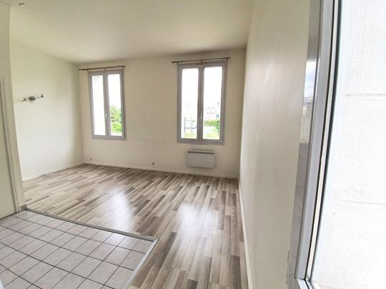Location appartement 2 pièces, 36.21m², Sainte-Geneviève-des-Bois - Photo 1