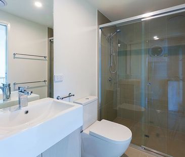 Two Bedroom, Aircon, Spacious & Boutique Unit - Photo 4