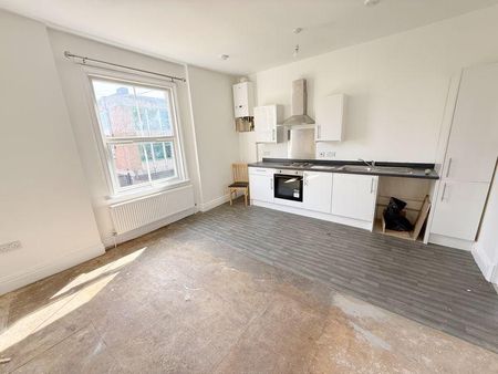 2 bedroom apartment to rent - Photo 4