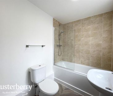 2 bedroom terraced house to rent - Photo 5