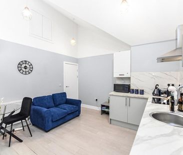 Poynton Road - Photo 1