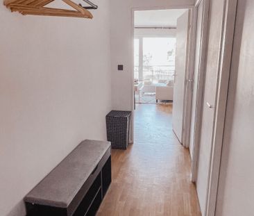 Location Appartement 3 pièces 58m² - Photo 2