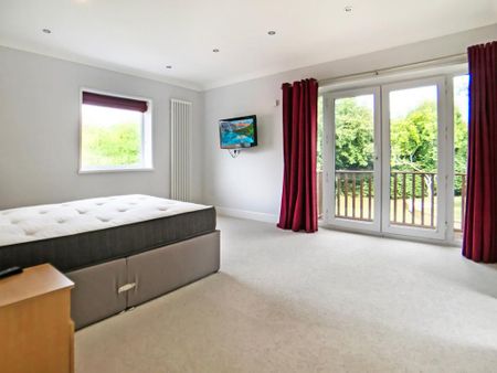 1 bedroom in a house share to rent - Photo 3