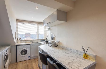 2 bedroom flat to rent - Photo 5