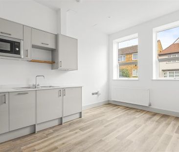 Harlow Road, High Wycombe - Photo 3