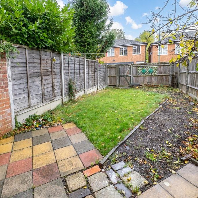 3 bedroom terraced house to rent - Photo 1