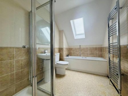 1 bedroom flat to rent - Photo 4