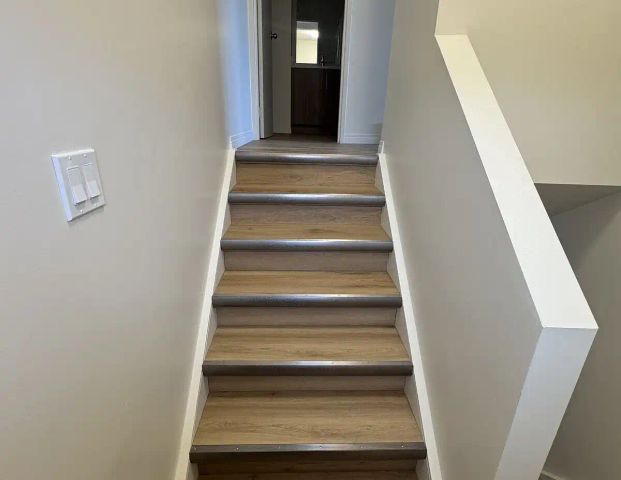Newly Renovated 2 Bedroom Townhouse in the Community of Bowness — 2 Bedrooms Townhouse - Photo 1