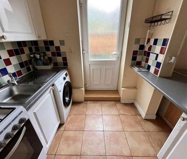 Rushton Crescent, Bournemouth, BH3 - Photo 3