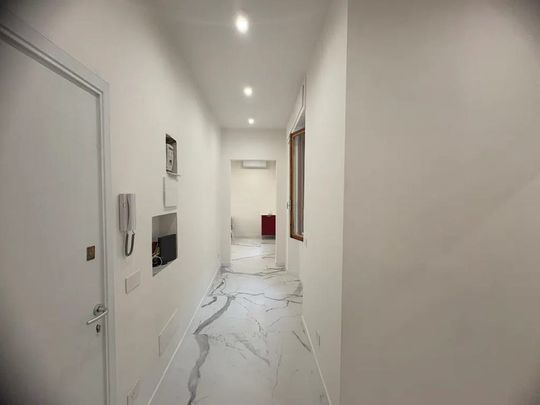 Via Cassia, Florence, Tuscany 50144 - Photo 1