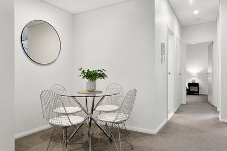 Urba Apartments - 13 month lease term - Photo 3