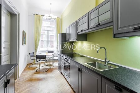 Pronájem bytu 1+1 42 m², Stroupežnického 522, Praha - Фото 3