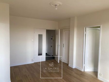 Location Appartement 4 pièces 70m² TOULOUSE 31400 - Photo 2