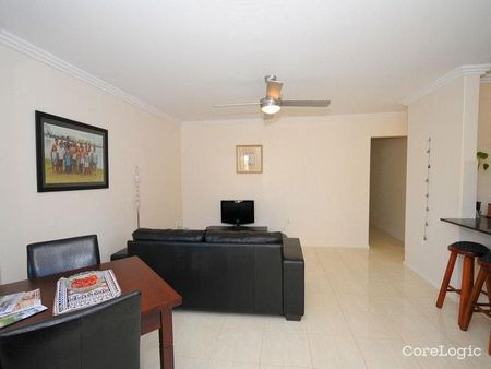 1/3 New Street, QLD 4655, Urangan - Photo 3