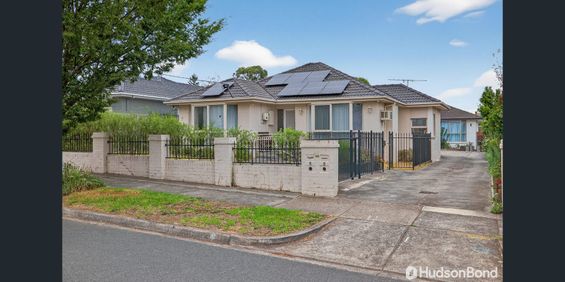 Front of only two. - Photo 3