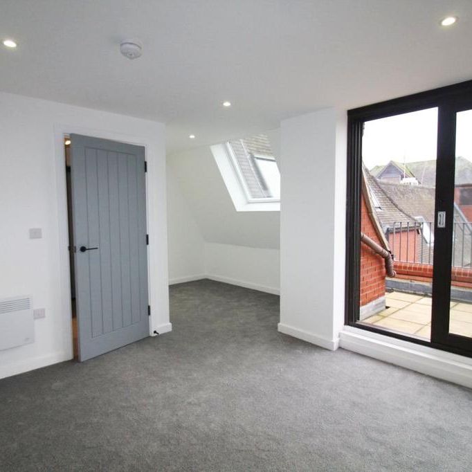 Studio to rent - Photo 1