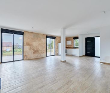 Location Maison 4 pièces 107m² BONNEVILLE SUR TOUQUES 14800 - Photo 3