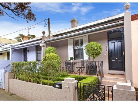 108 Burlington Street, Crows Nest NSW 2065 - House For Rent | Domain - Photo 5