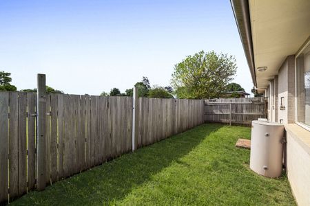 2/7B Eiser Street, Harristown QLD 4350 - Apartment For Rent - $460 | Domain - Photo 3