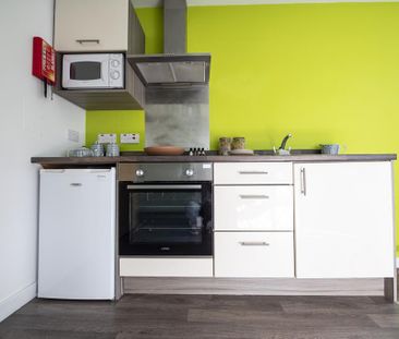 1 bedroom apartment to rent - Photo 2