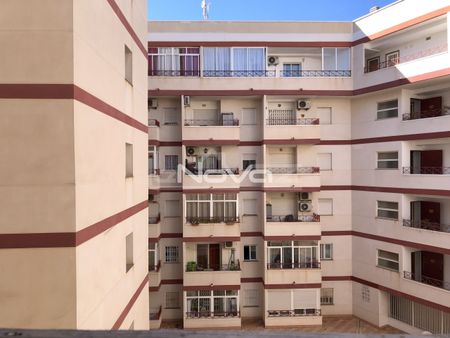 Cozy apartment with two bedrooms. Torrevieja, calle del Huerto, - Photo 4