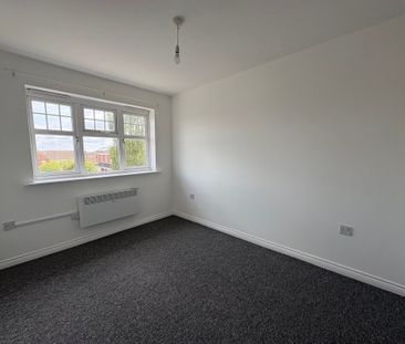 Canterbury Drive, RUGELEY, RUGELEY - Photo 2