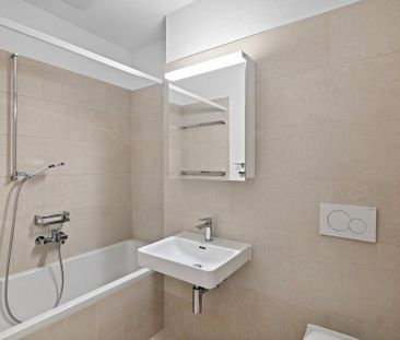 Property standard on two floors - Photo 3