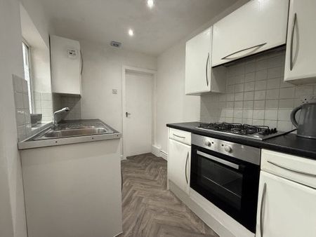 North Street, Cannock, WS11 0BB, Property for rent - Photo 5