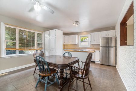 For Lease - 426 Blake Boulevard Unit# 1, Vanier and Kingsview Park, Ontario - Photo 2