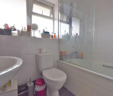 4 bedroom townhouse to rent - Photo 4