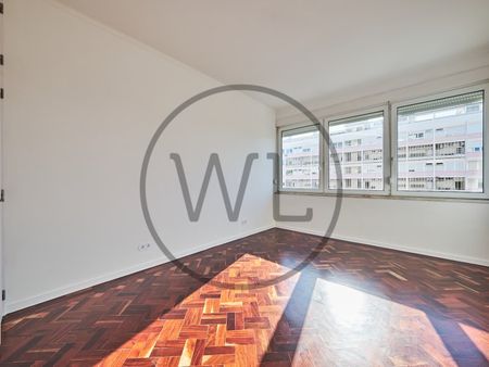 Apartamento T4 em Lisboa - Photo 2